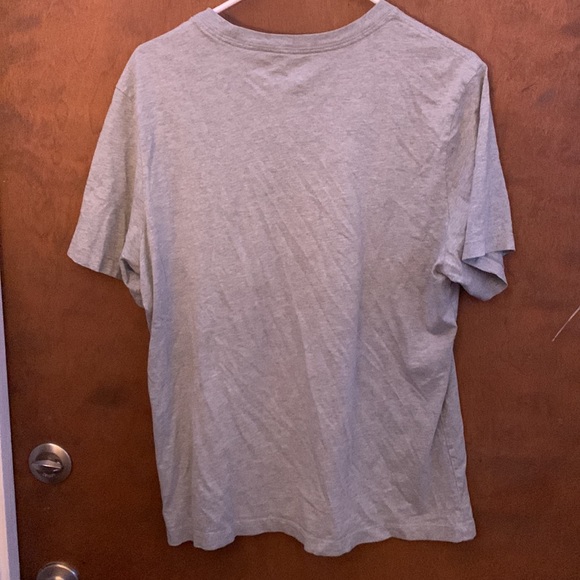 Men’s Nike Sportswear Club T-shirt - Picture 2 of 2